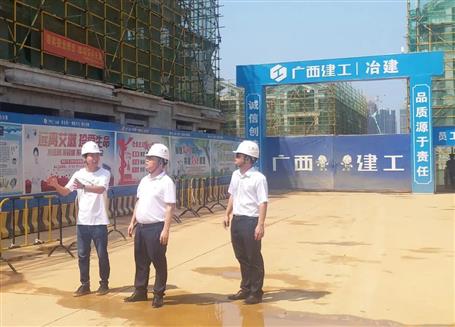 赖海标到鹿寨县城南新区城中村改造EPC项目调研指导